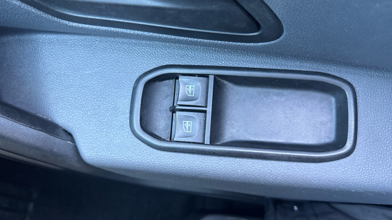 Dacia Duster 1.0 TCe 90 Essential 5dr Petrol Estate